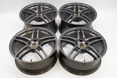 Yokohama AVS Model 5 17" 9J +35, 8J +30 (5x114.3)