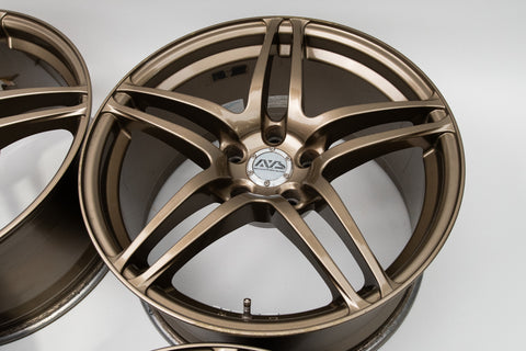 Yokohama AVS Model 5 18" 9J +35, 8J +30 (5x114.3)