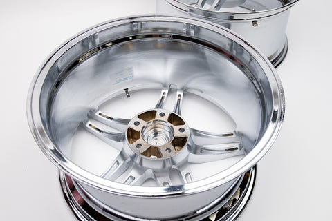 Yokohama AVS Model 5 18" 9J +35 (5x114.3) *Triple Chrome Plated*