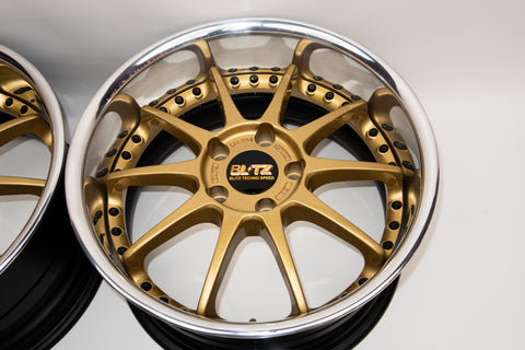 Blitz Technospeed Z1 Reproduction Center Caps *Black/Gold*