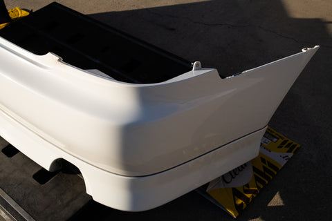 Toyota Altezza SXE10 (Lexus IS300) OEM JDM Rear Bumper with Lip * Pickup in Pomona, California *